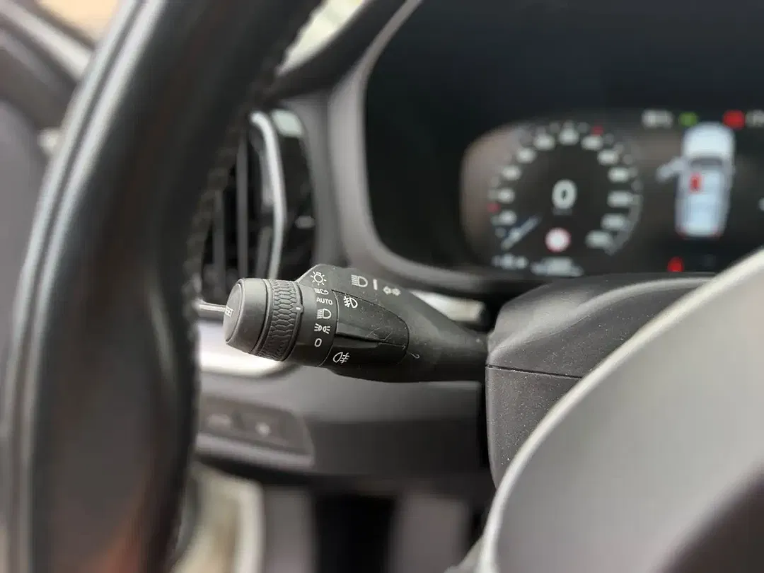 Volvo V60 - Thumbnail 21