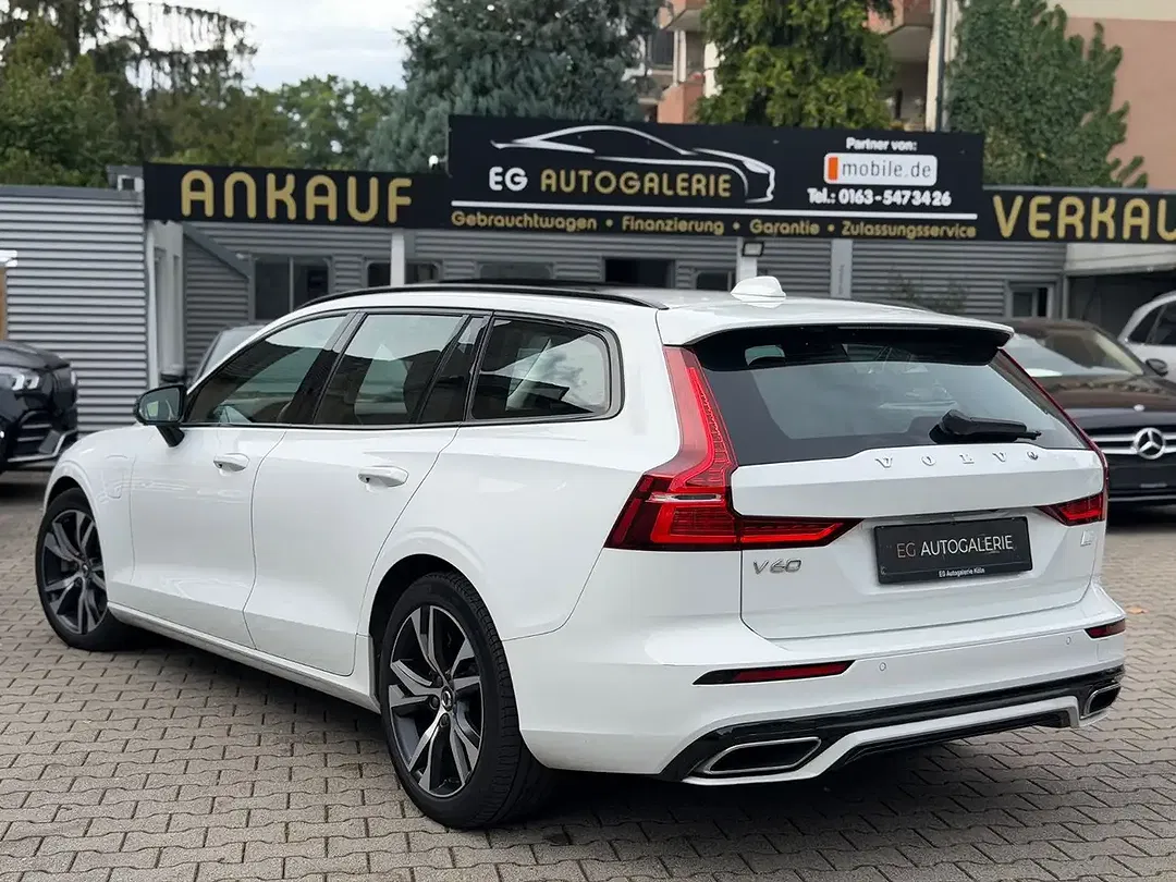 Volvo V60 - Thumbnail 6