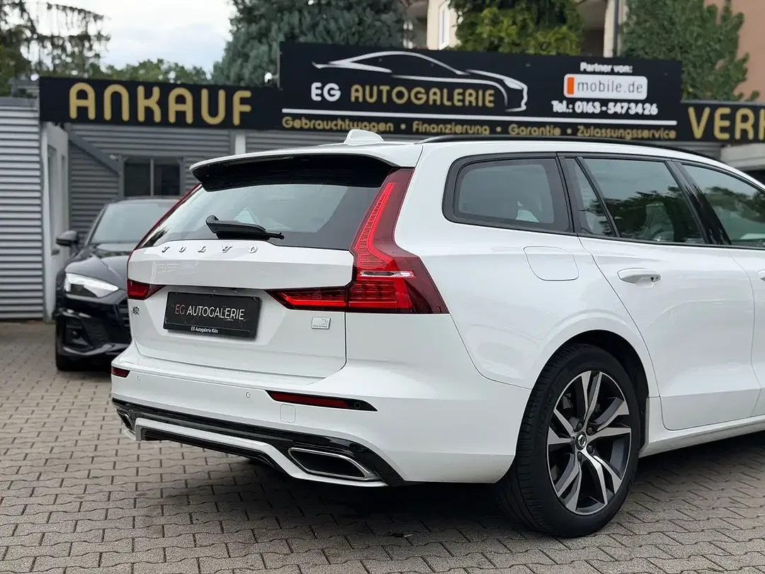 Volvo V60 - Thumbnail 7