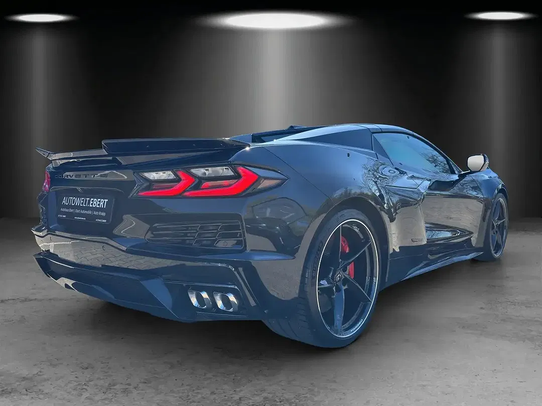 Corvette C8 - Thumbnail 5