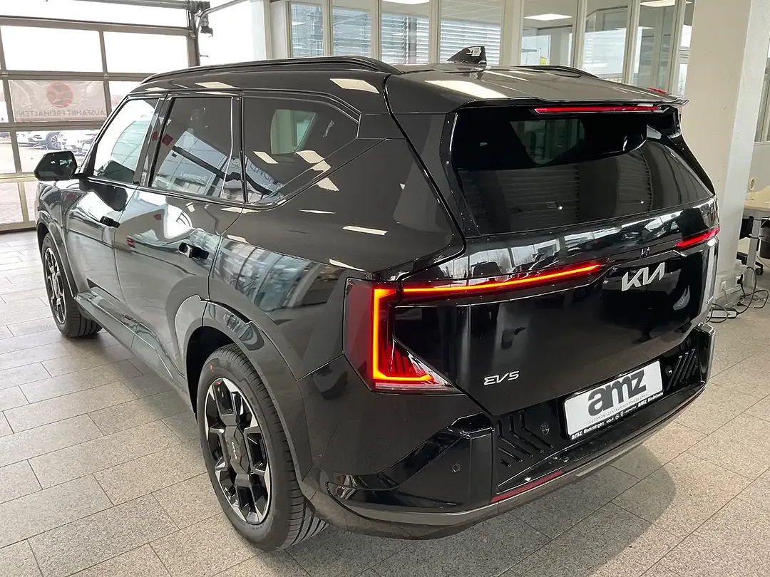 Kia EV5 - Thumbnail 4