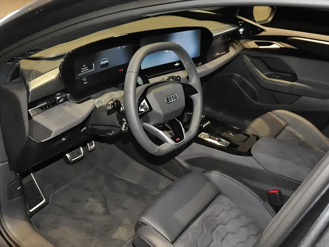 Audi A6 e-tron - Thumbnail 9
