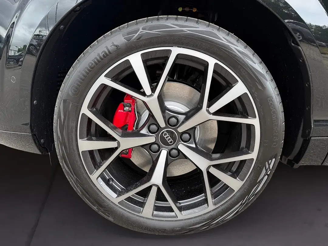 Audi Q3 - Thumbnail 6
