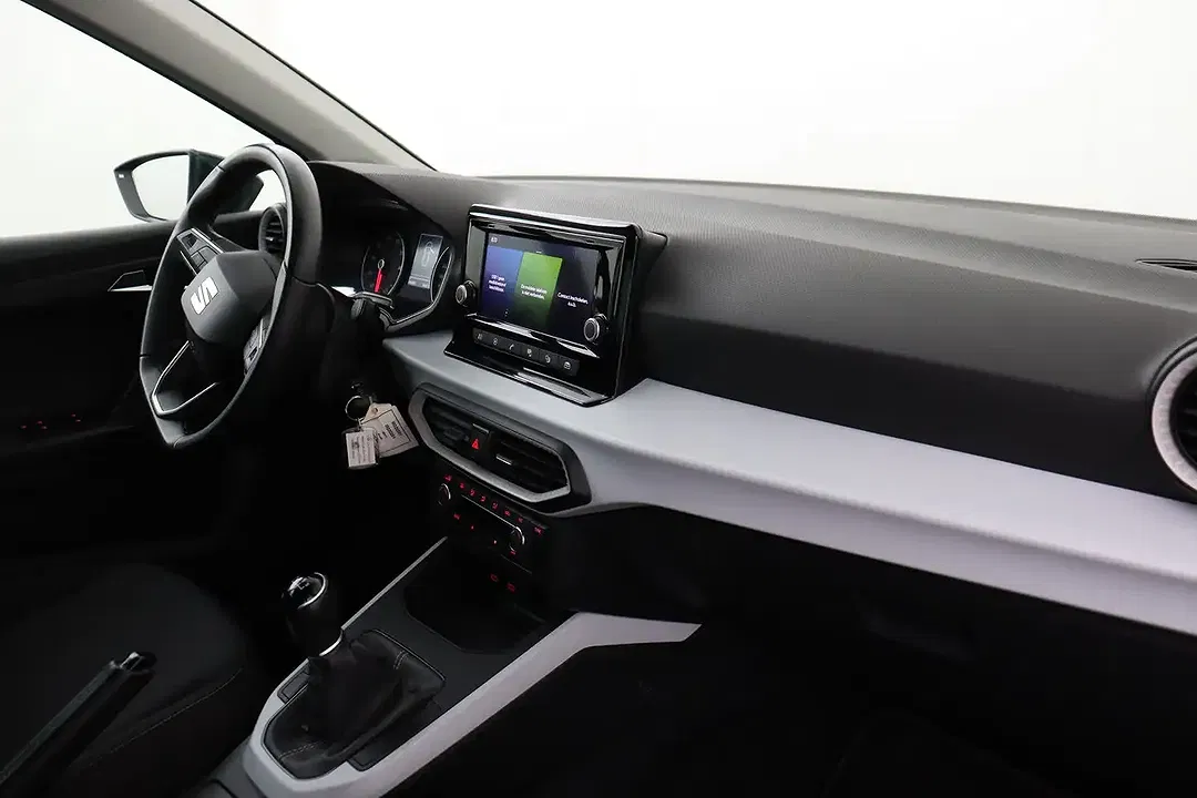 SEAT Arona - Thumbnail 11