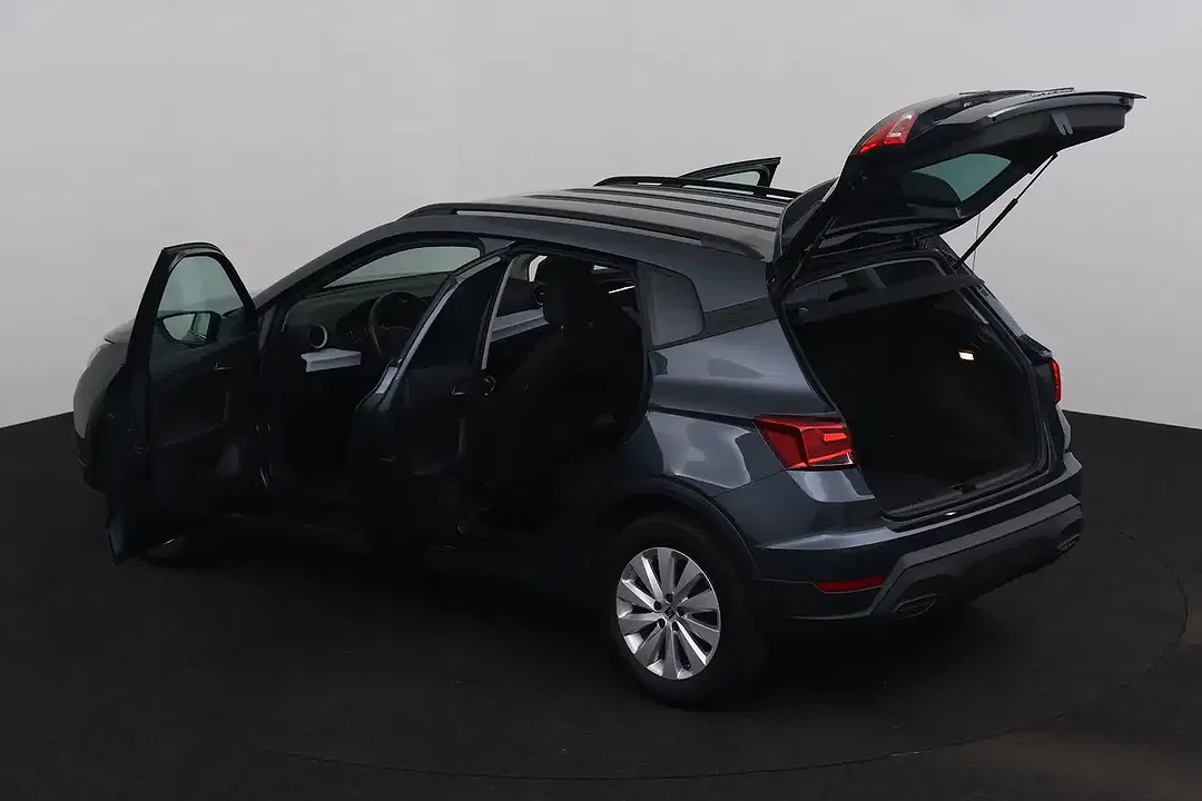 SEAT Arona - Thumbnail 8