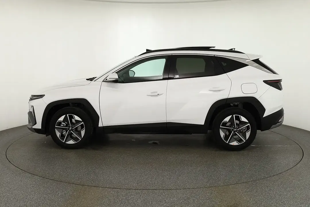 Hyundai TUCSON - Thumbnail 1