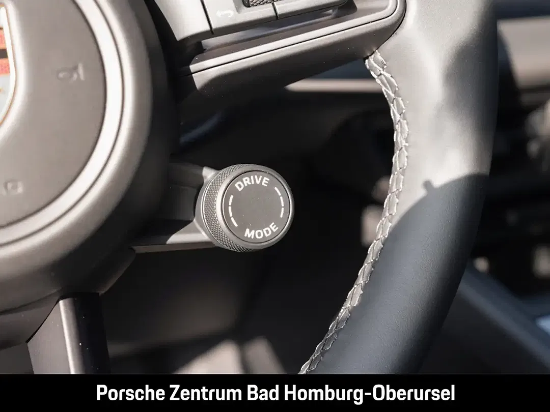 Porsche Macan - Thumbnail 15