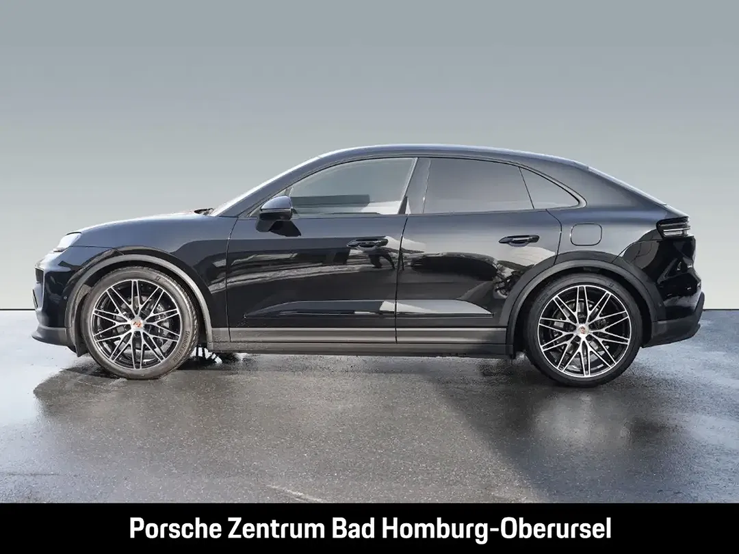 Porsche Macan - Thumbnail 2