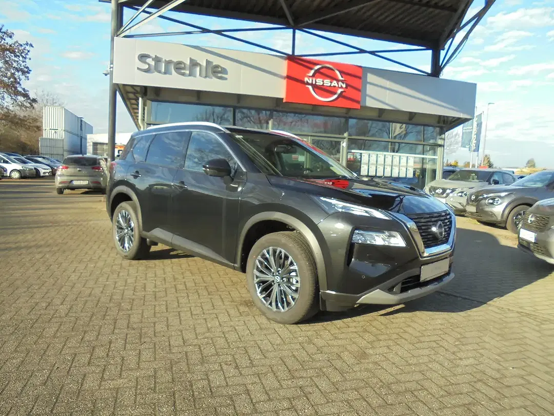 Nissan X-Trail - Thumbnail 3