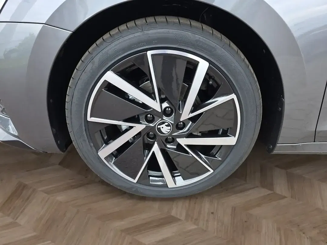 Skoda Octavia - Thumbnail 14