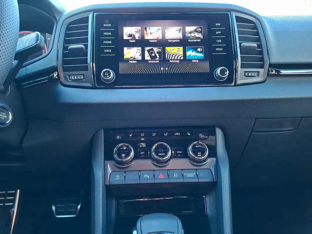 Skoda Karoq - Thumbnail 13