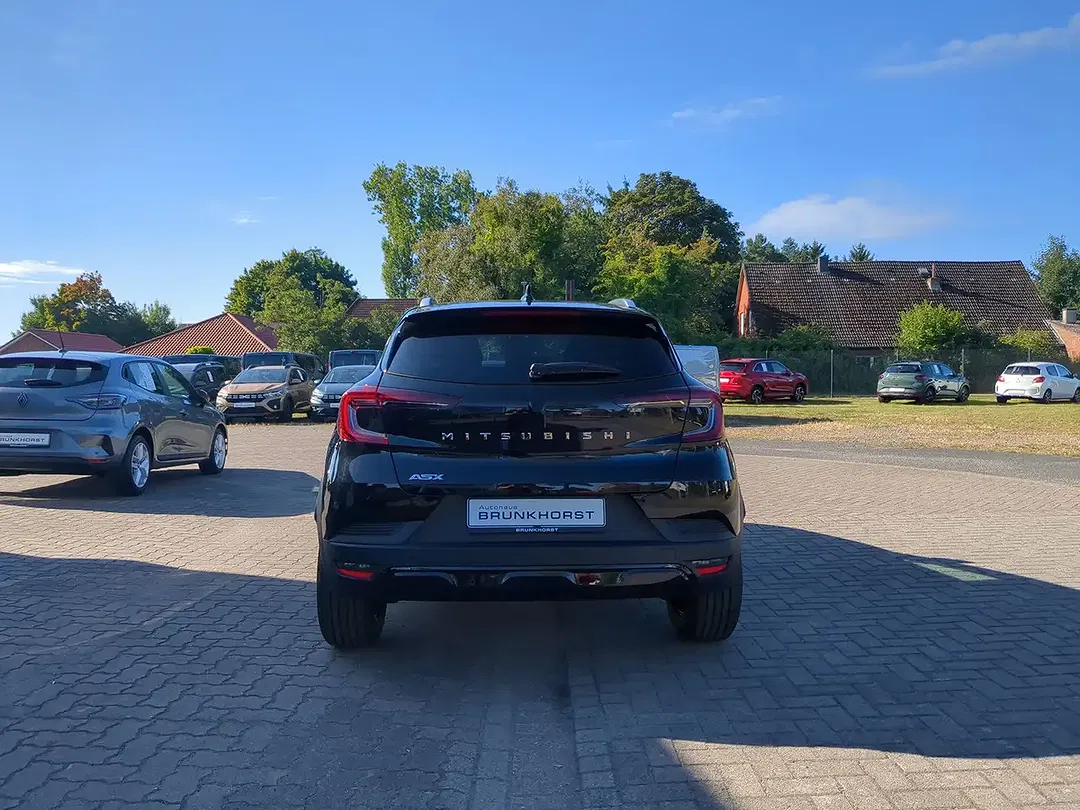 Mitsubishi ASX - Thumbnail 2