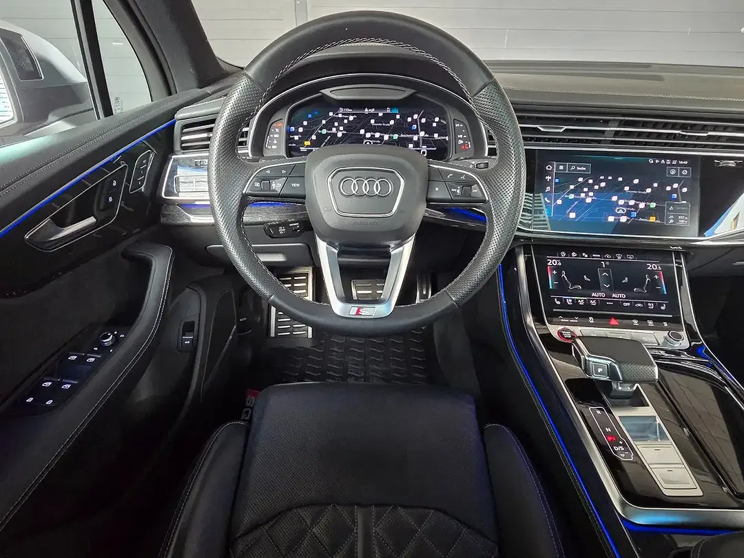 Audi SQ7 - Thumbnail 9