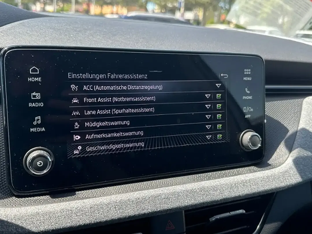 Skoda Kamiq - Thumbnail 15