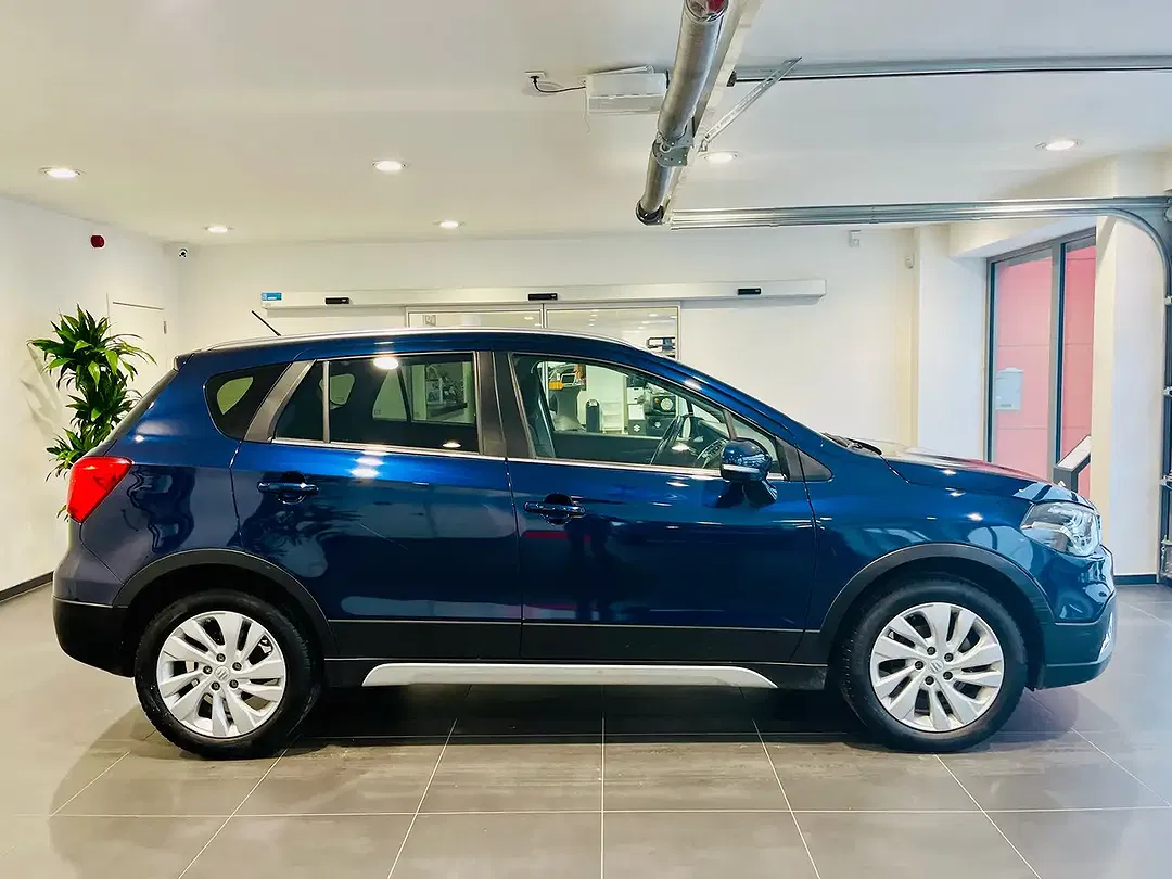 Suzuki S-Cross - Thumbnail 4