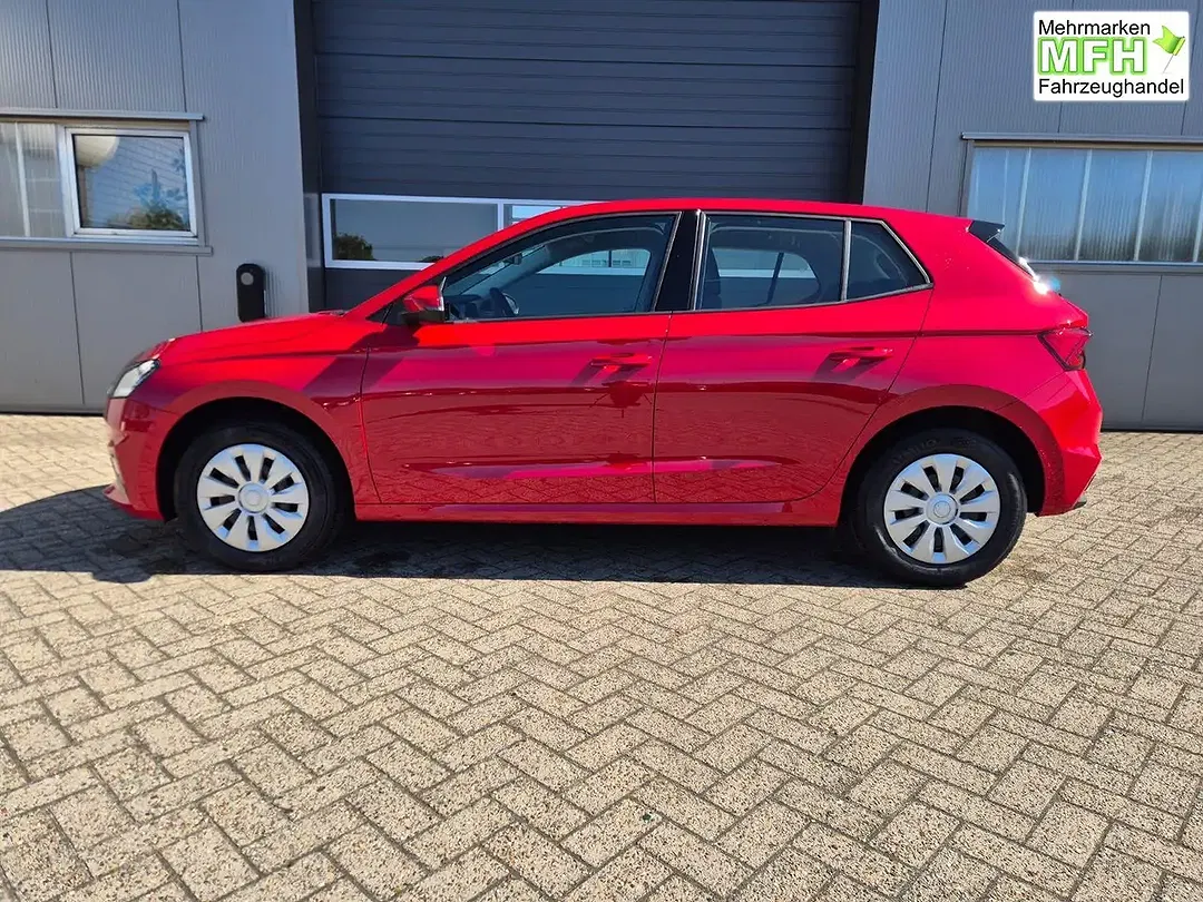 Skoda Fabia - Thumbnail 2