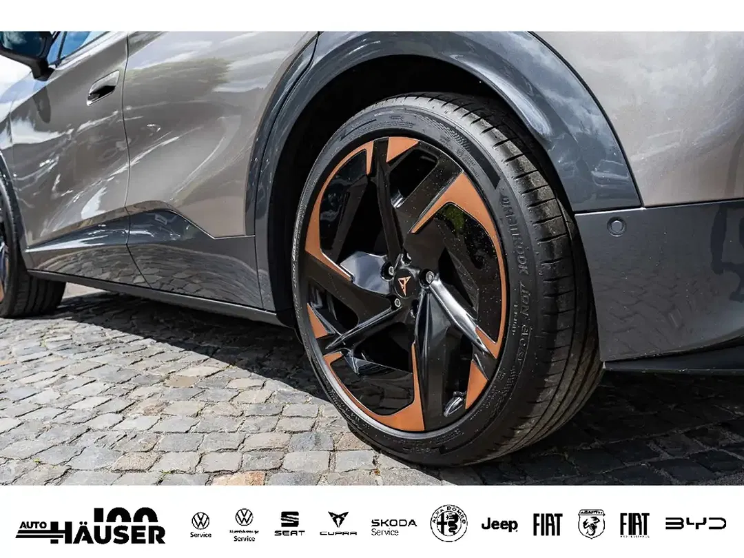 CUPRA Tavascan - Thumbnail 8