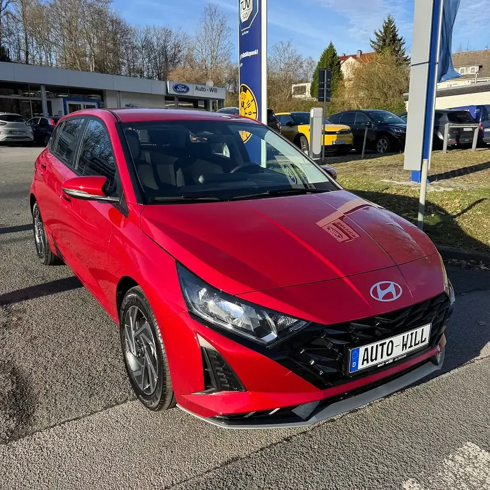 Hyundai i20 - Thumbnail 2