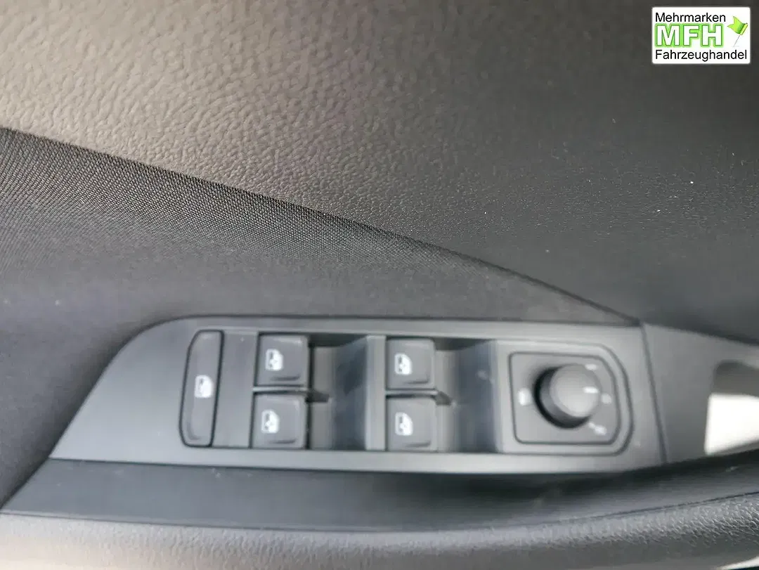 Skoda Kamiq - Thumbnail 10