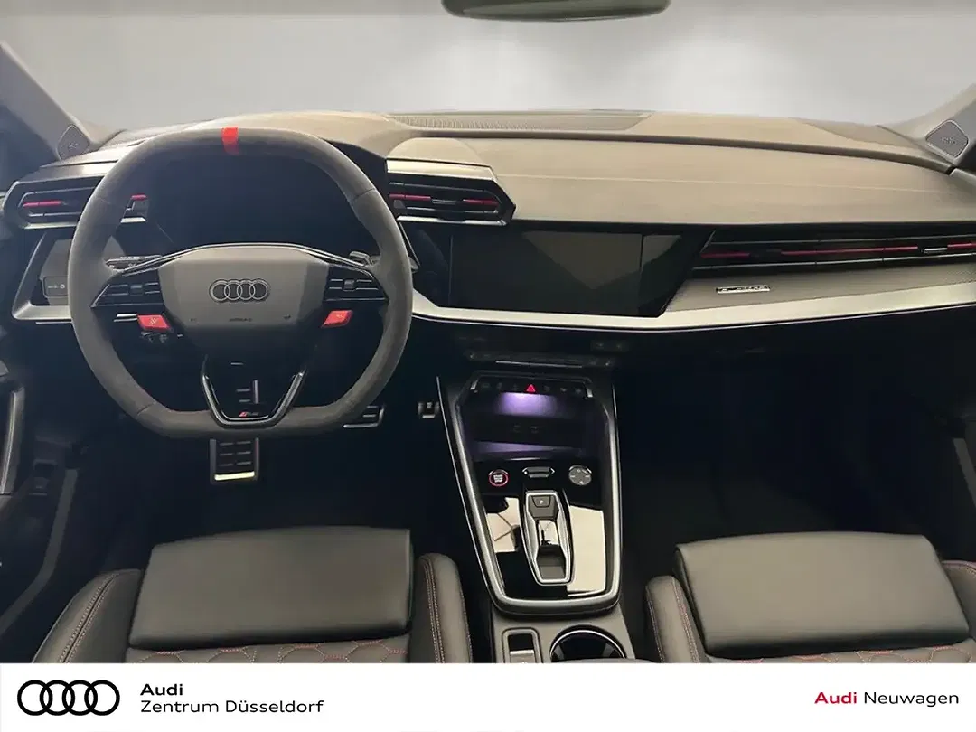 Audi RS3 - Thumbnail 5