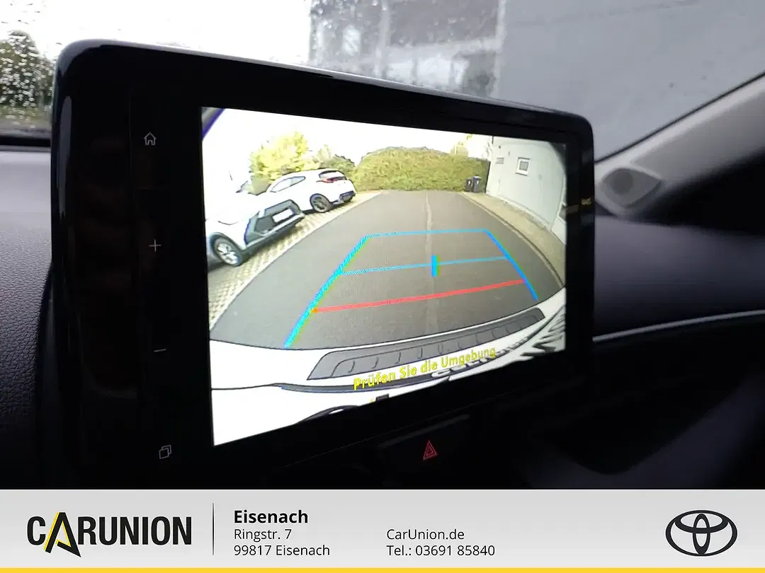 Toyota Yaris - Thumbnail 14