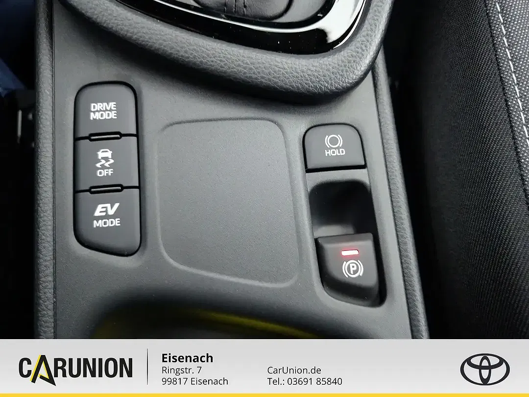 Toyota Yaris - Thumbnail 15