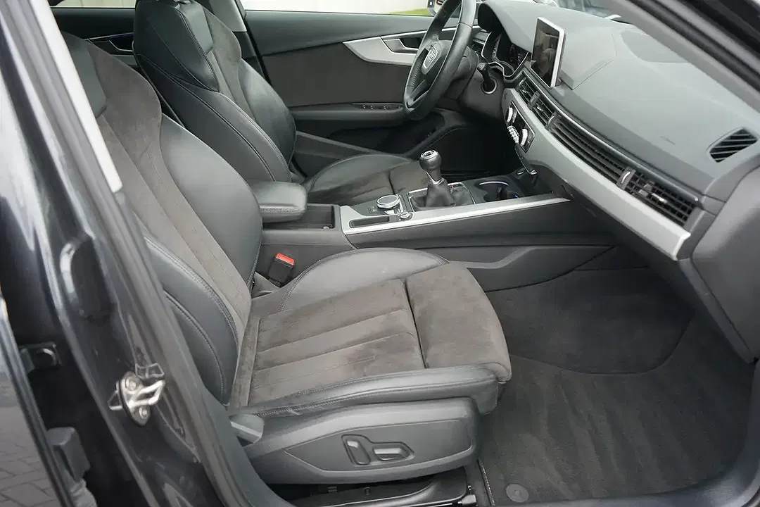 Audi A4 - Thumbnail 10