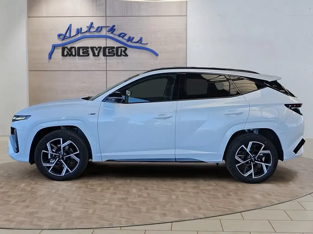 Hyundai TUCSON - Thumbnail 2