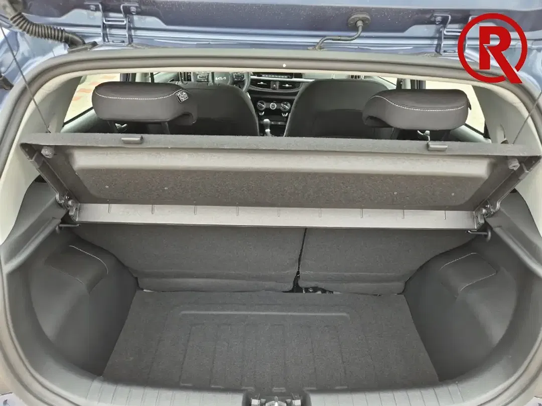 Kia Picanto - Thumbnail 8
