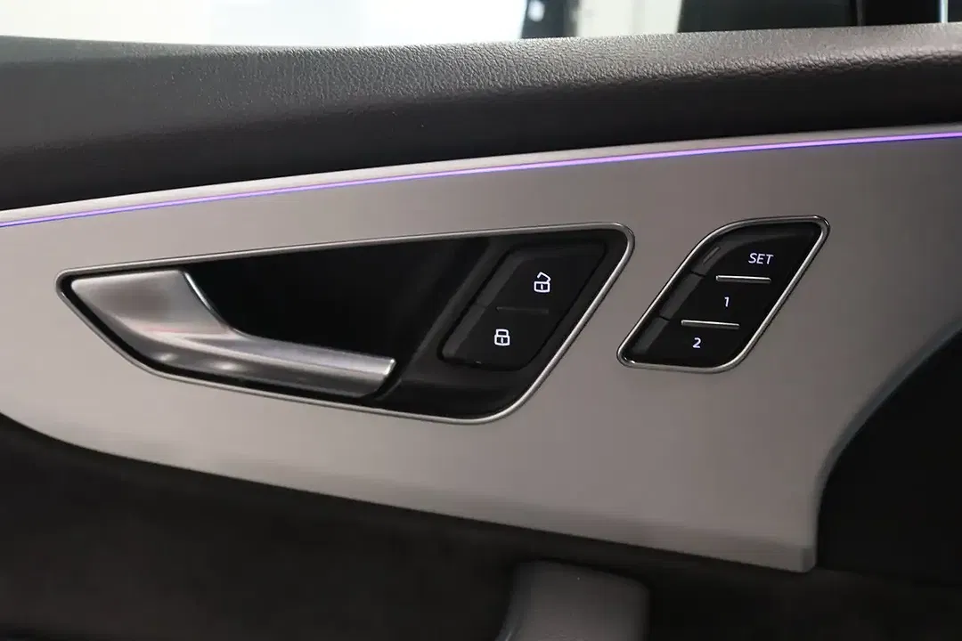 Audi SQ7 - Thumbnail 10