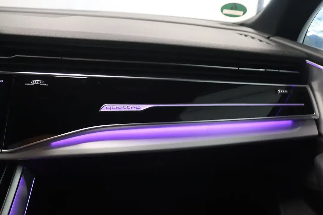 Audi SQ7 - Thumbnail 9