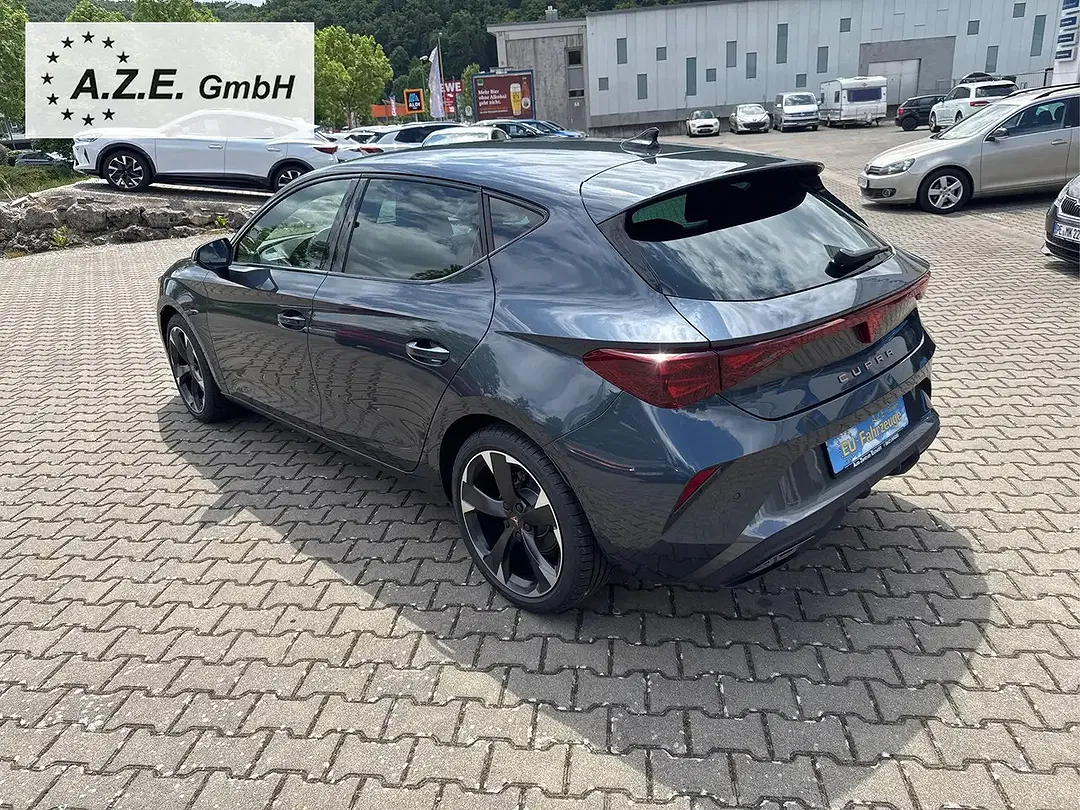 CUPRA Leon - Thumbnail 8