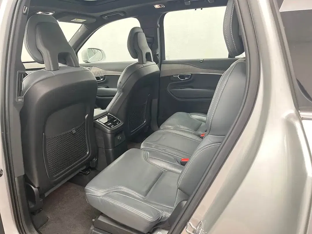 Volvo XC90 - Thumbnail 11