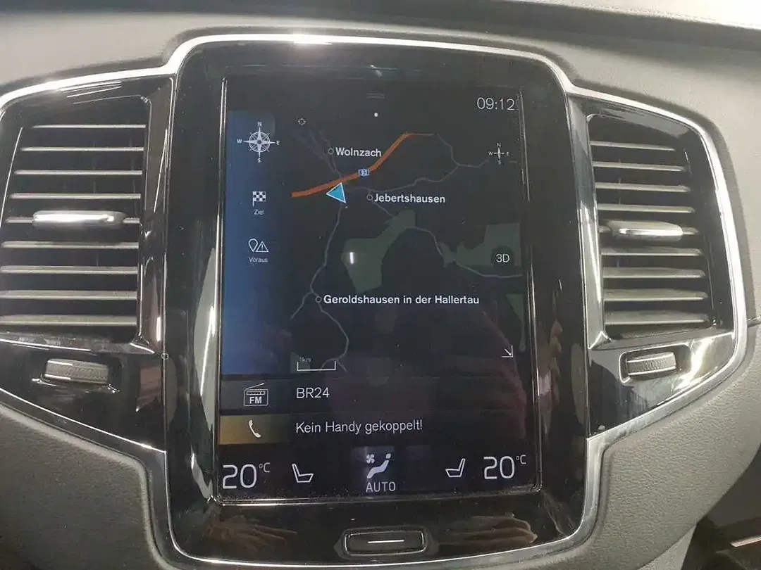 Volvo XC90 - Thumbnail 14