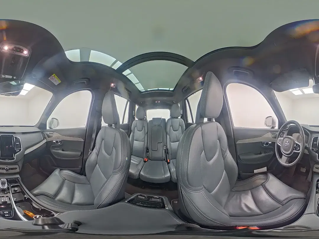 Volvo XC90 - Thumbnail 8
