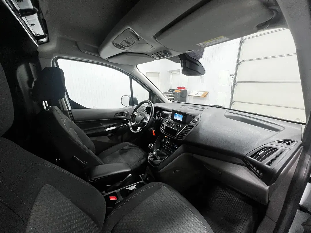 Ford Transit Connect - Thumbnail 12