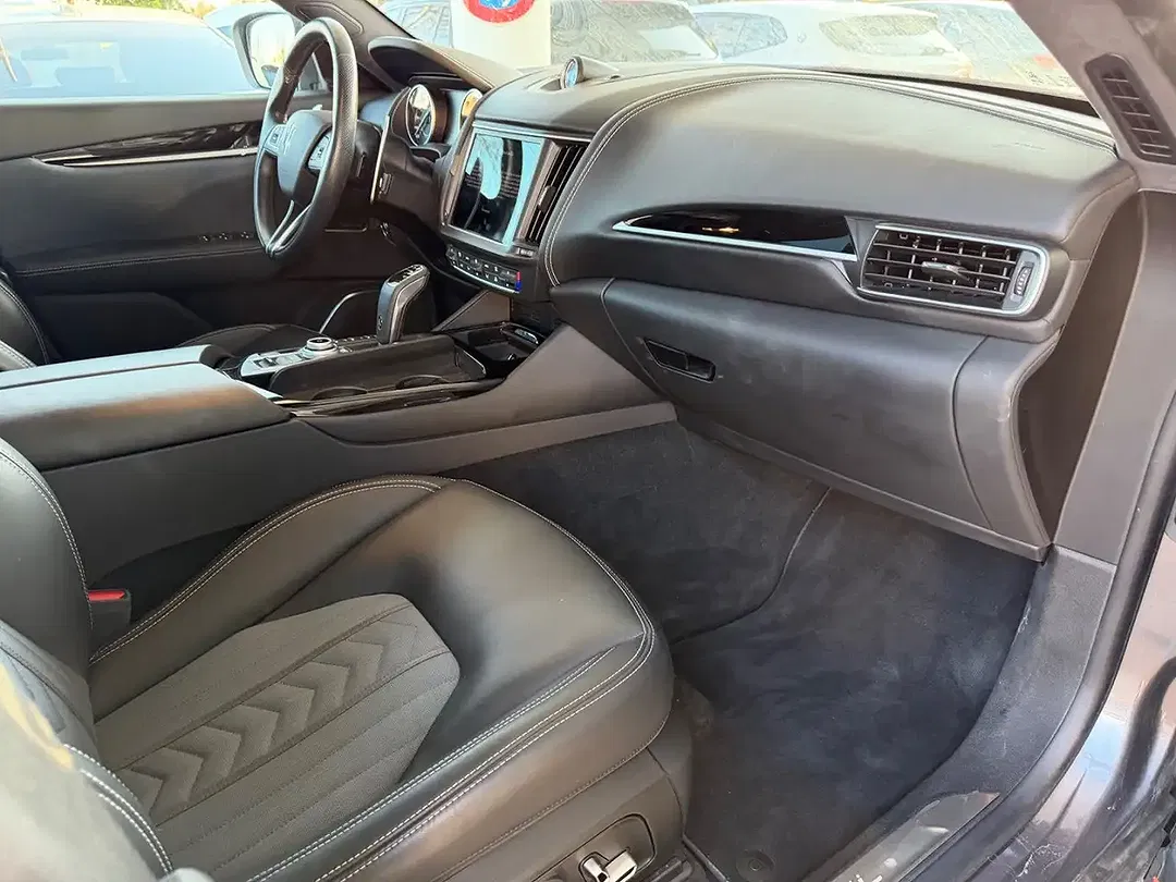 Maserati Levante - Thumbnail 14