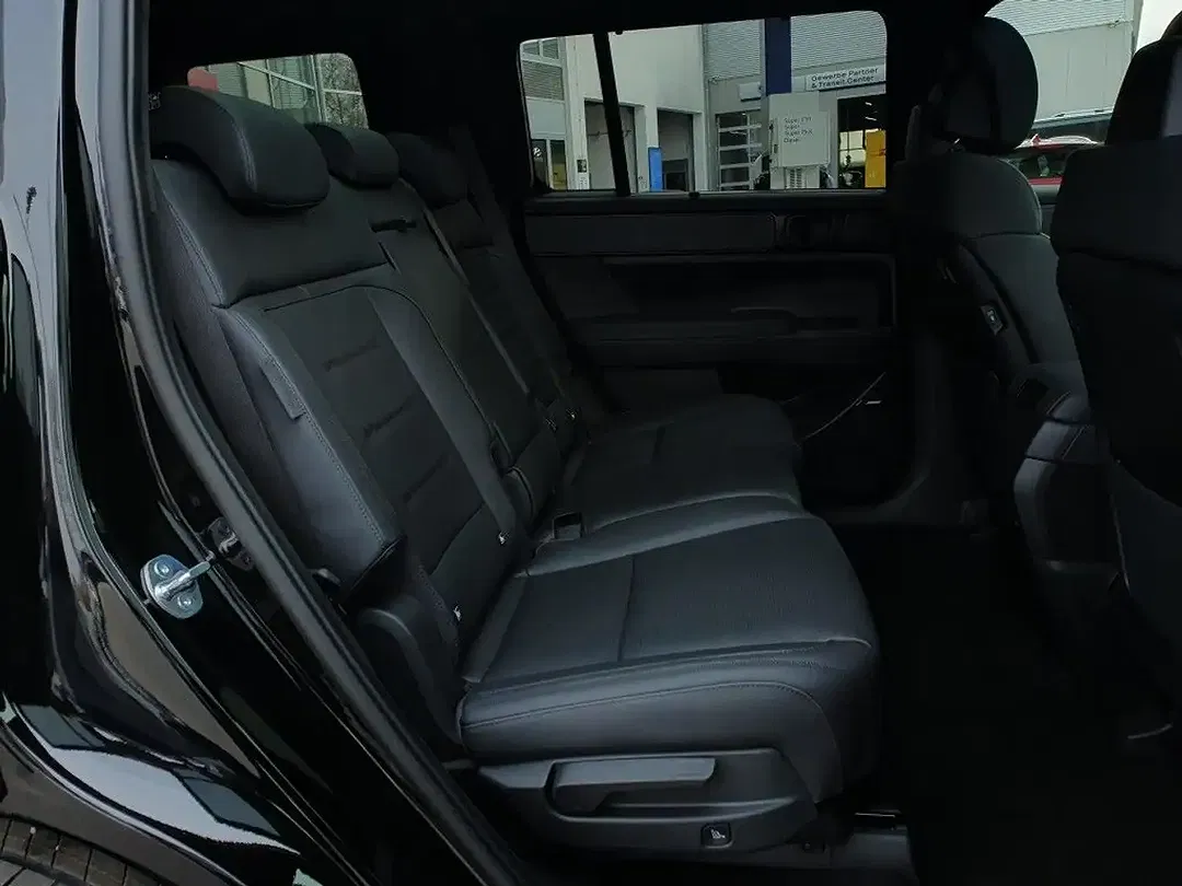 Hyundai SANTA FE - Thumbnail 10