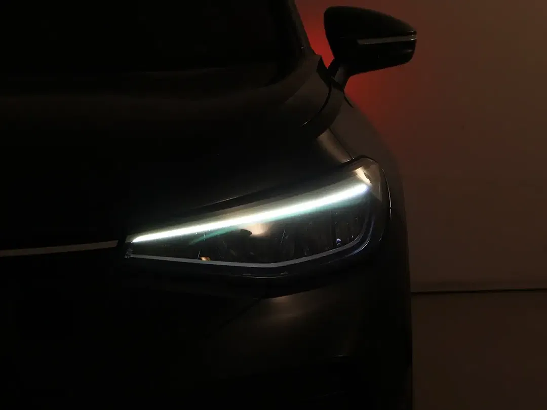 Volkswagen ID.4 - Thumbnail 11