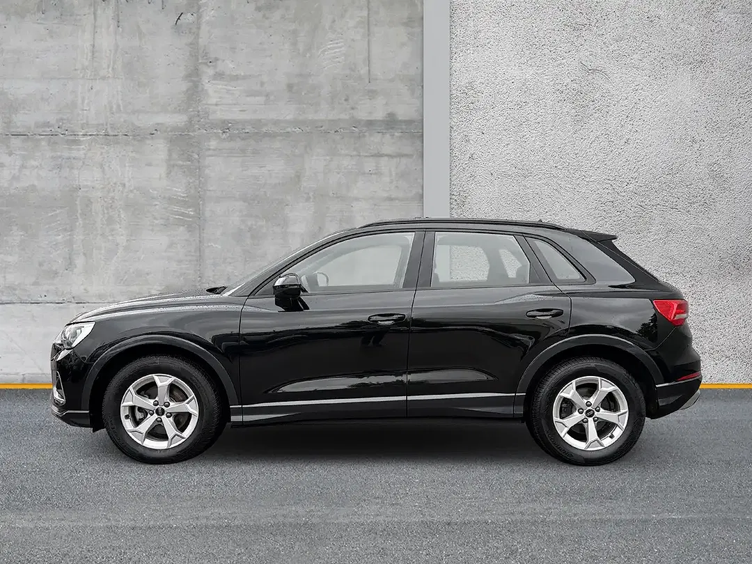 Audi Q3 - Thumbnail 2