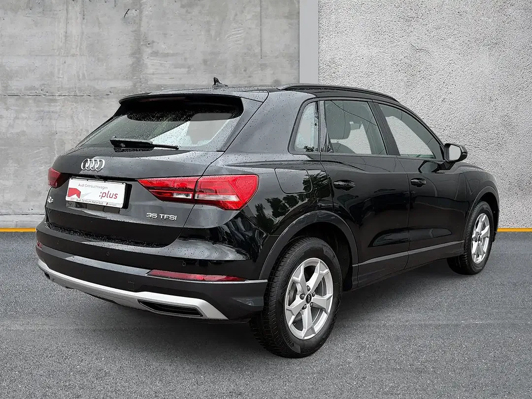 Audi Q3 - Thumbnail 3