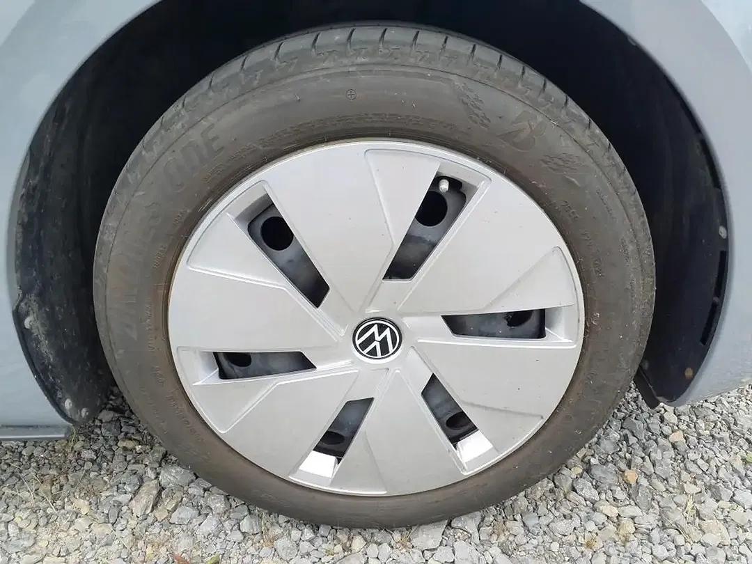 Volkswagen ID.3 - Thumbnail 15