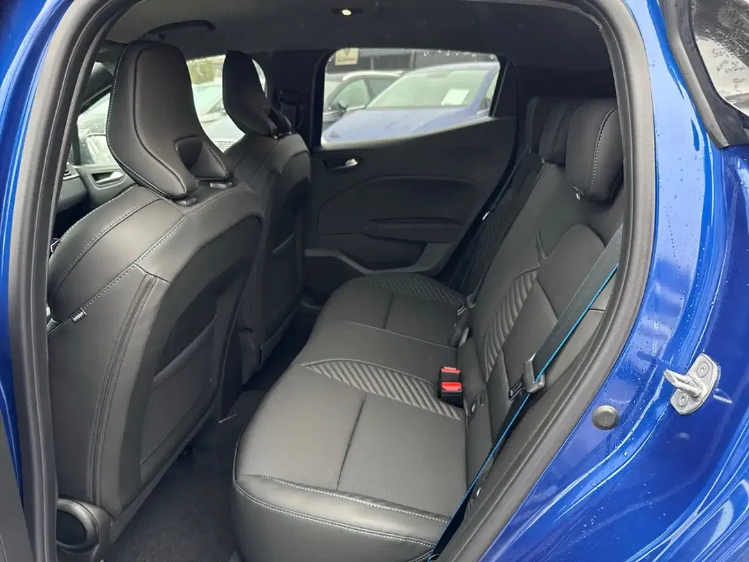 Renault Clio - Thumbnail 11
