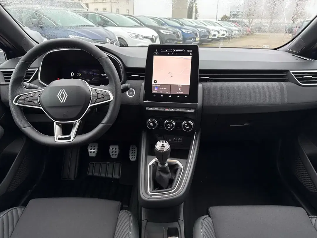 Renault Clio - Thumbnail 14