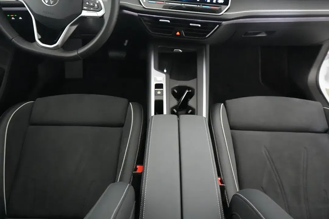 Volkswagen Passat Variant - Thumbnail 13