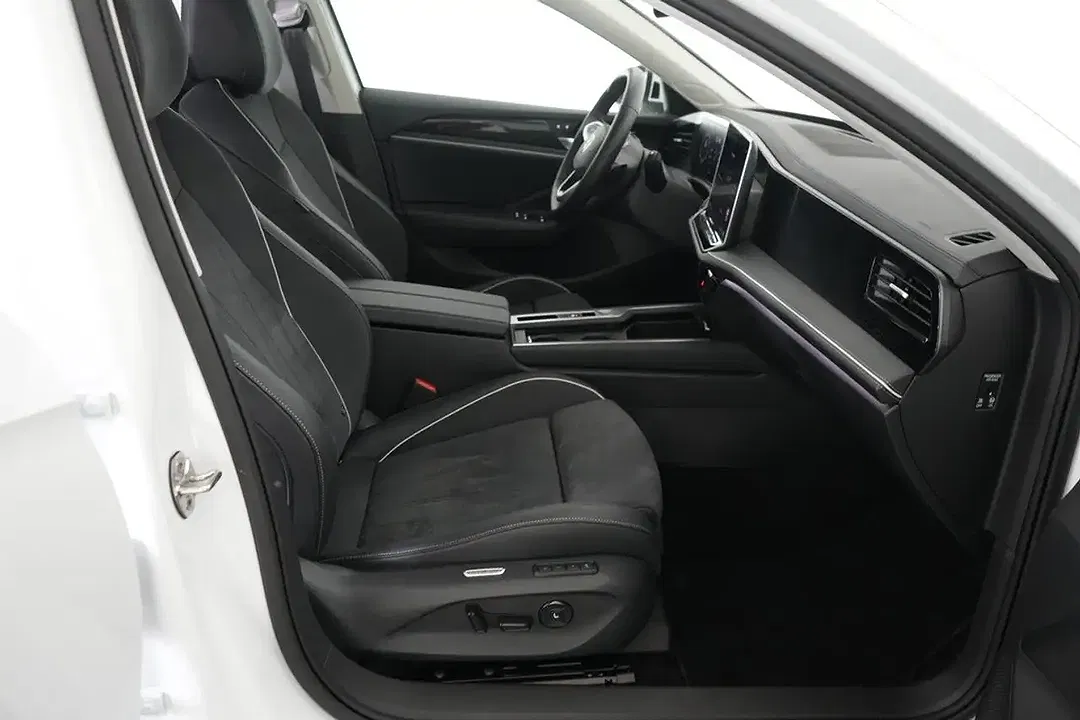 Volkswagen Passat Variant - Thumbnail 9