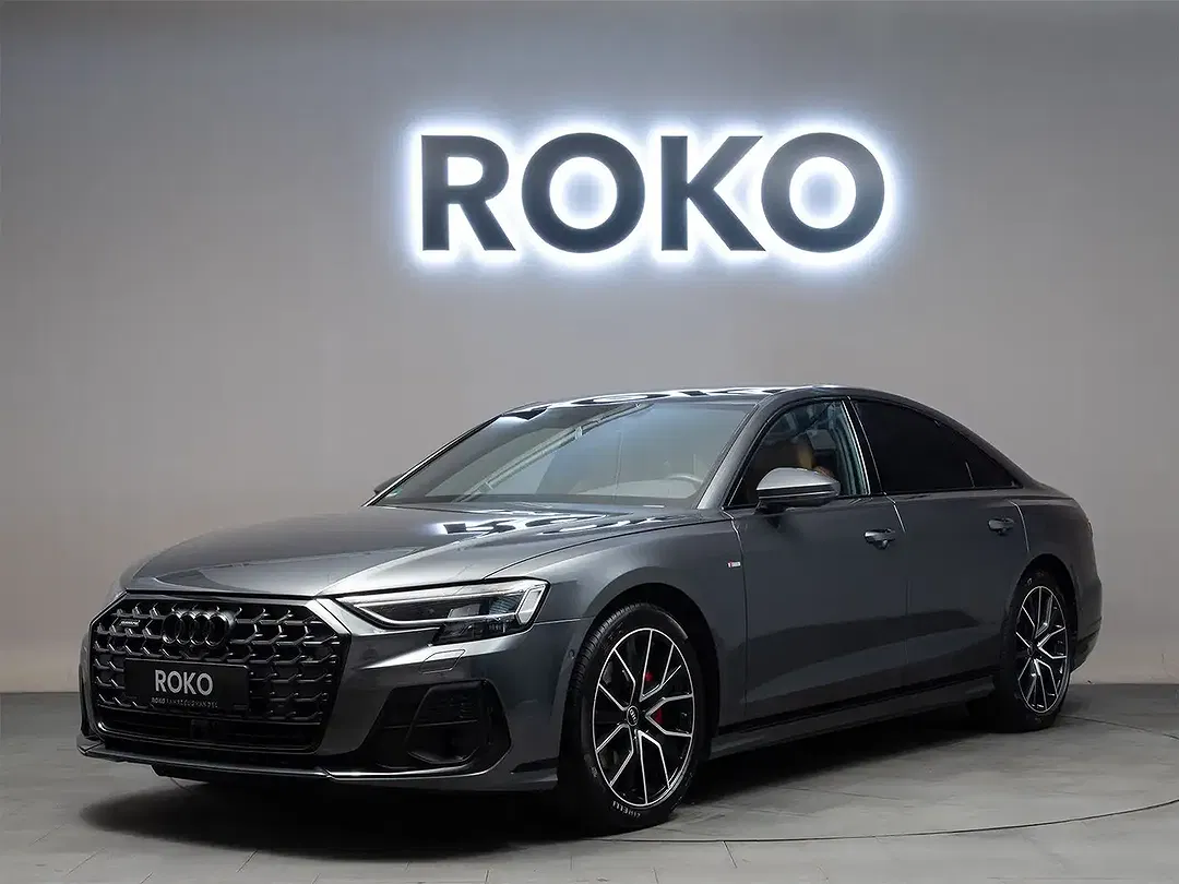 Audi A8 - Thumbnail 1