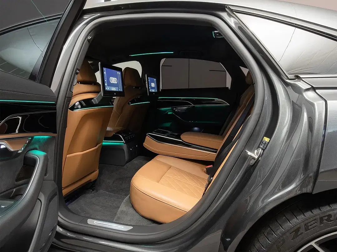 Audi A8 - Thumbnail 15