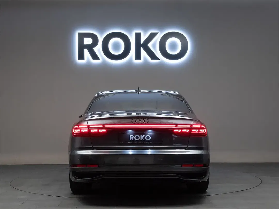 Audi A8 - Thumbnail 6