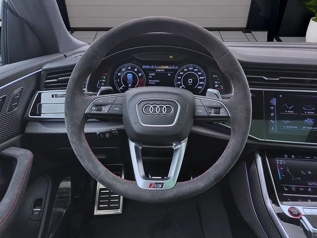 Audi RS Q8 - Thumbnail 12